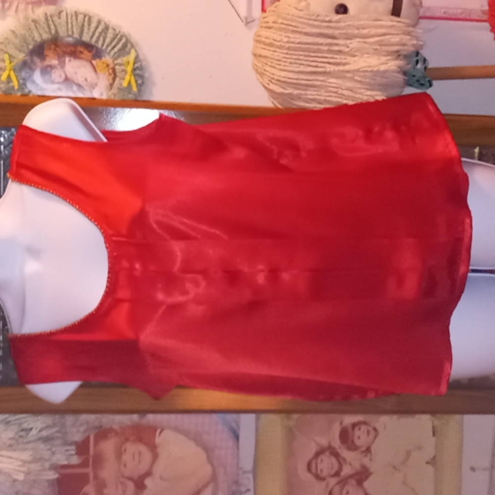 Vintage 90s, Shiny, Red, Satin, Cami with Gold Brocade Stitching at Neckline💥❤️